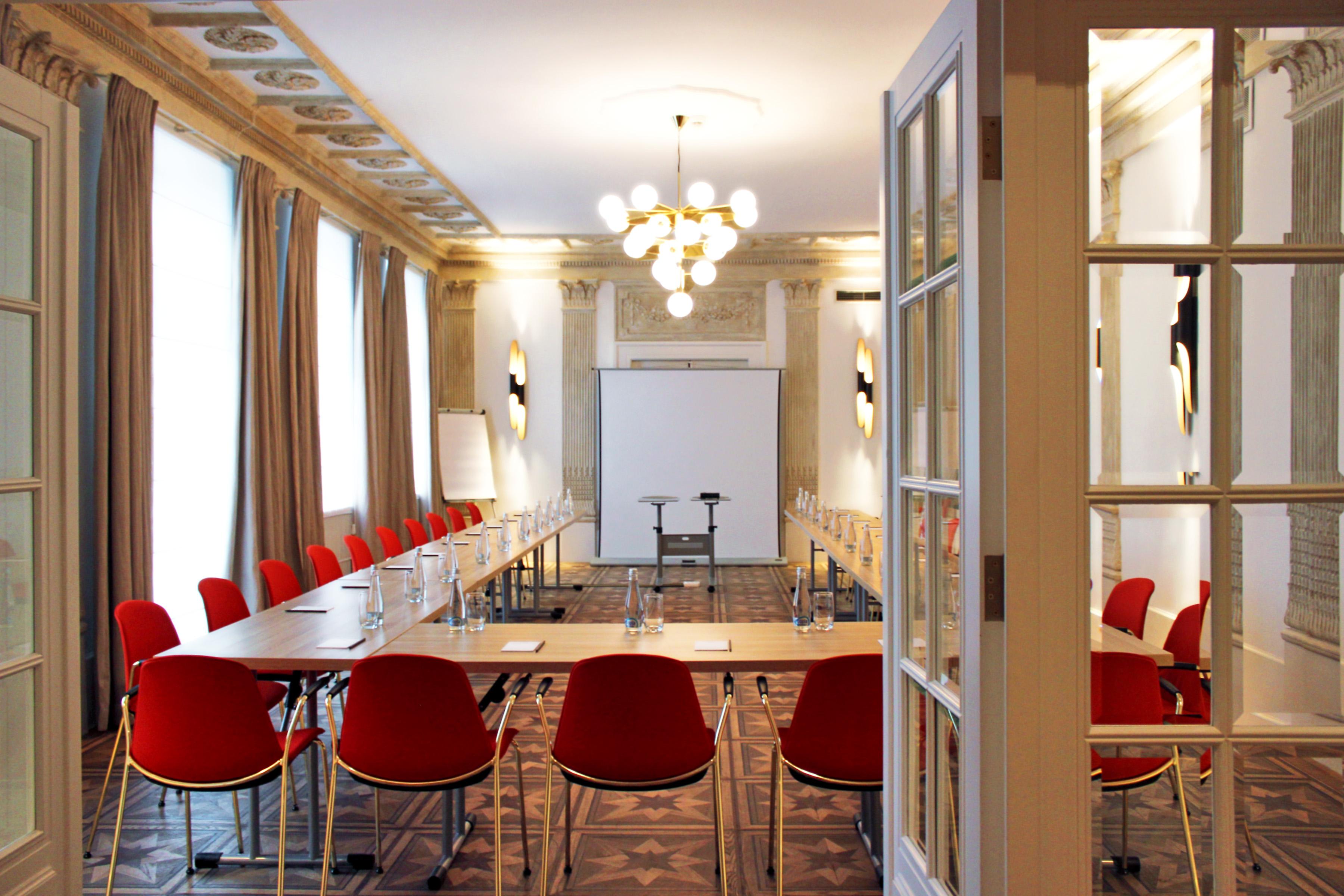 H15 Boutique Hotel, Warsaw, A Member Of Design Hotels Exterior photo The conference room